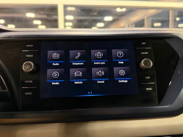 2022 Volkswagen Taos SE FWD - 22939282 - 26