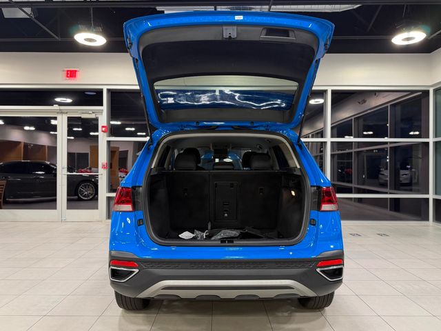 2022 Volkswagen Taos SE FWD - 22939282 - 30