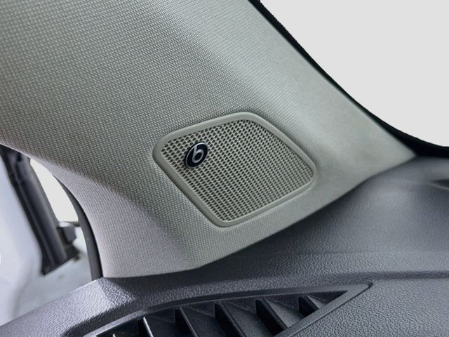 2022 Volkswagen Taos SEL 4MOTION - 23054232 - 18