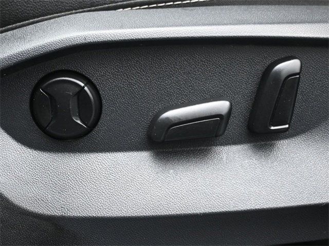 2022 Volkswagen Taos SEL FWD - 22960815 - 10