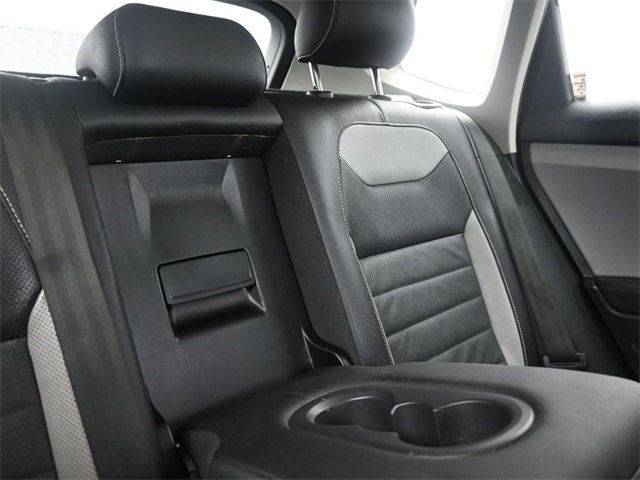 2022 Volkswagen Taos SEL FWD - 22960815 - 19