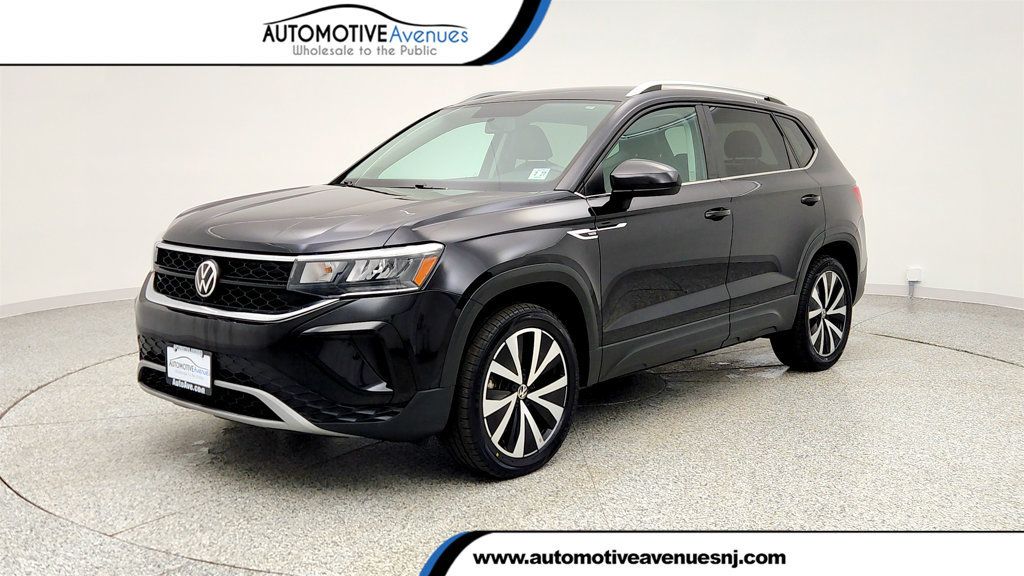 2022 Volkswagen Taos SE w/ 4MOTION All-Wheel Drive & Turbocharged Engine - 22998017 | Video 1