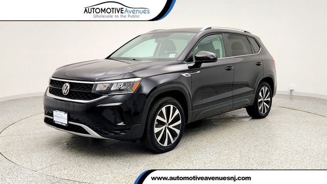 2022 Volkswagen Taos SE w/ 4MOTION All-Wheel Drive & Turbocharged Engine - 22998017 - 0