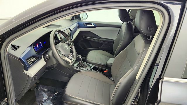 2022 Volkswagen Taos SE w/ 4MOTION All-Wheel Drive & Turbocharged Engine - 22998017 - 17