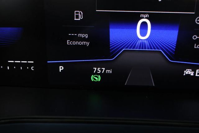 2022 Volkswagen Taos SE with Panoramic Sunroof & IQ.DRIVE SE Package - 22932633 - 13