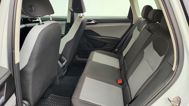 2022 Volkswagen Taos S FWD - 23100044 - 19