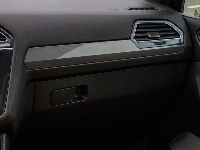 2022 Volkswagen Tiguan 2.0T SE - 23076946 - 38