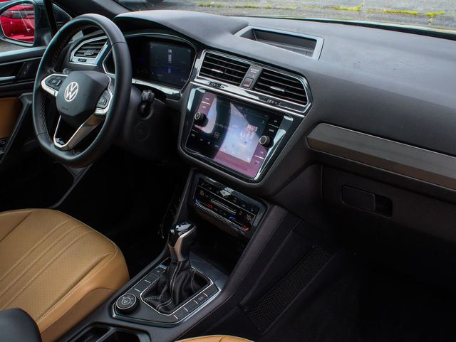 2022 Volkswagen Tiguan 2.0T SE - 23076946 - 42