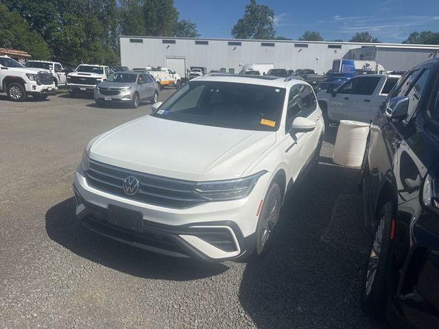 2022 Volkswagen Tiguan 2.0T SE 4MOTION - 23026344 - 2