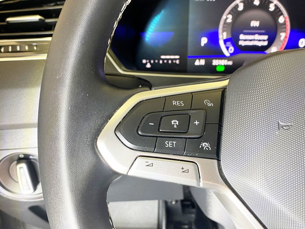 2022 Volkswagen Tiguan SE photo 22