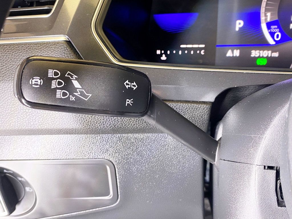 2022 Volkswagen Tiguan SE photo 24
