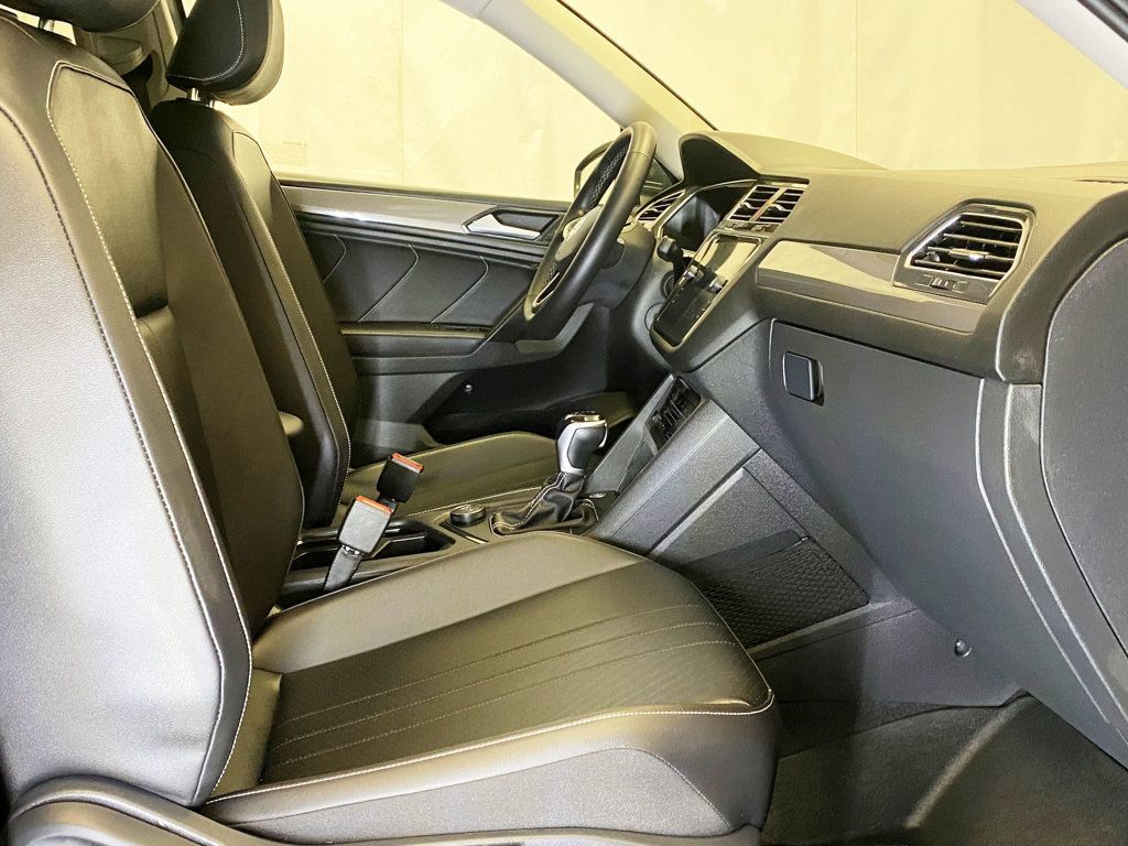 2022 Volkswagen Tiguan SE photo 37
