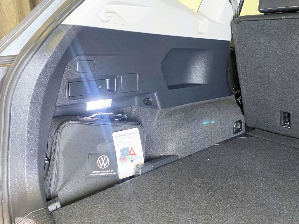 2022 Volkswagen Tiguan SE photo 46