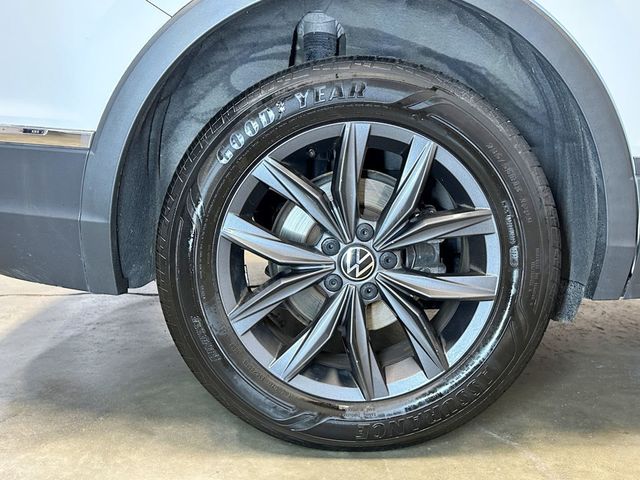 2022 Volkswagen Tiguan 2.0T SE 4MOTION - 23083255 - 44