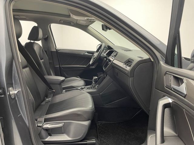 2022 Volkswagen Tiguan 2.0T SE 4MOTION - 23001587 - 16
