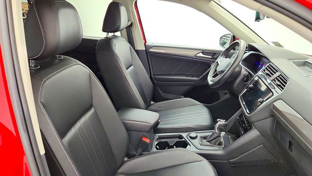 2022 Volkswagen Tiguan 2.0T SE 4MOTION - 23039112 - 21