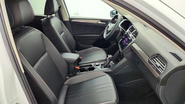 2022 Volkswagen Tiguan 2.0T SE 4MOTION - 23094495 - 22