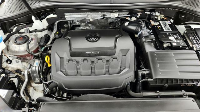 2022 Volkswagen Tiguan 2.0T SE 4MOTION with Power Tilting and Sliding Panoramic Sunroof - 22952694 - 27