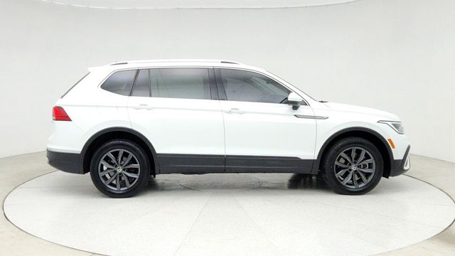2022 Volkswagen Tiguan 2.0T SE 4MOTION with Power Tilting and Sliding Panoramic Sunroof - 22952694 - 3