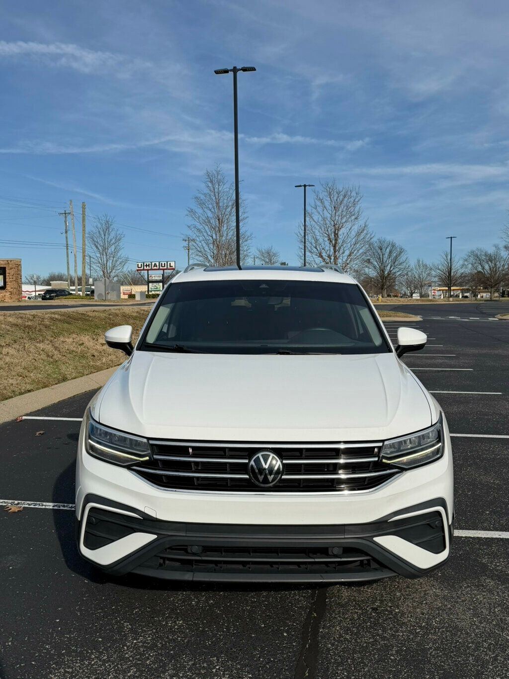 2022 Volkswagen Tiguan SE photo 2