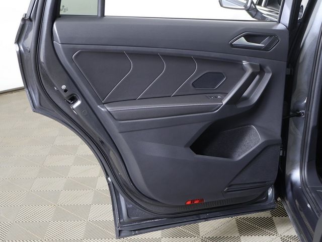 2022 Volkswagen Tiguan 2.0T SE FWD - 22997024 - 24