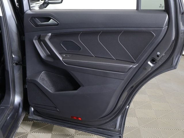 2022 Volkswagen Tiguan 2.0T SE FWD - 22997024 - 25