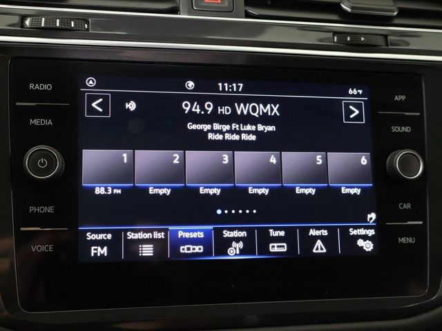 2022 Volkswagen Tiguan 2.0T SE FWD - 23033857 - 40