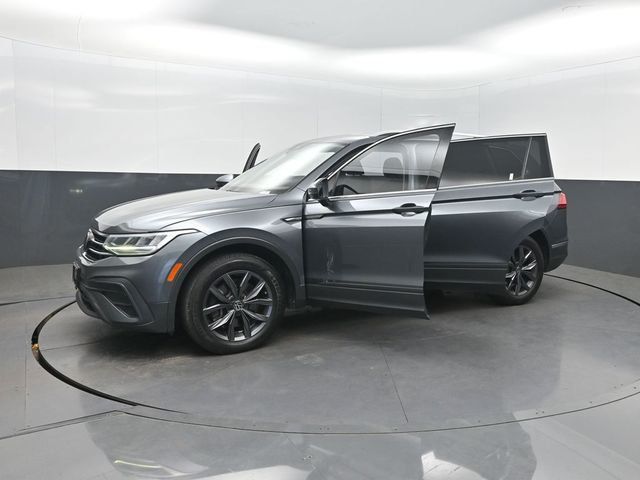 2022 Volkswagen Tiguan 2.0T SE FWD - 22993855 - 35
