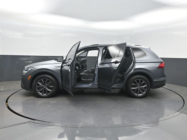 2022 Volkswagen Tiguan 2.0T SE FWD - 22993855 - 38