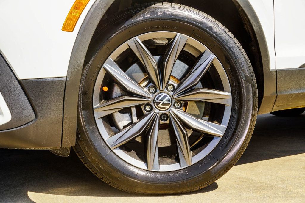 Volkswagen Tiguan photo 3