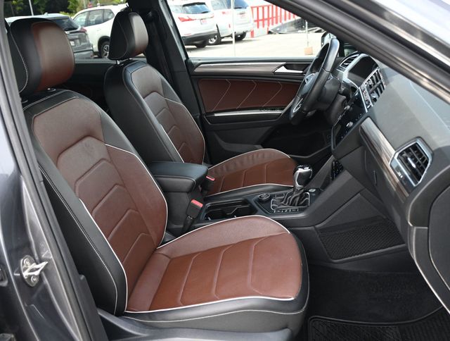 2022 Volkswagen Tiguan 2.0T SEL R-Line 4MOTION - 23064050 - 17