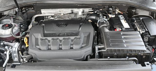2022 Volkswagen Tiguan 2.0T SEL R-Line 4MOTION - 23064050 - 22