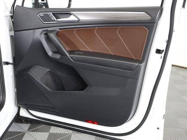 2022 Volkswagen Tiguan 2.0T SEL R-Line 4MOTION - 22965709 - 26