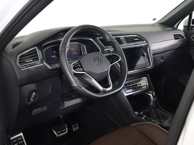 2022 Volkswagen Tiguan 2.0T SEL R-Line 4MOTION - 22965709 - 29