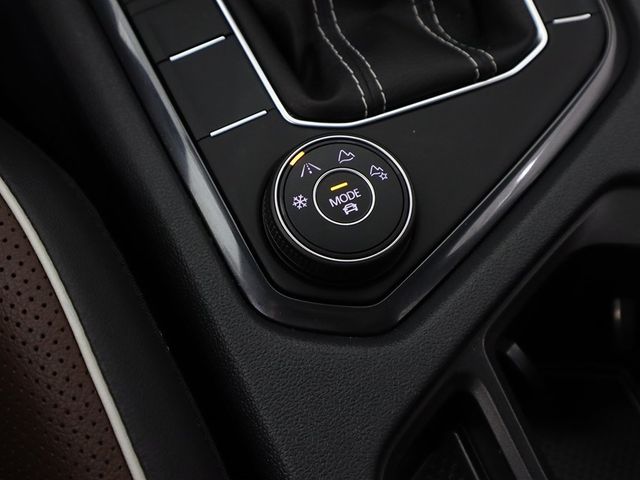 2022 Volkswagen Tiguan 2.0T SEL R-Line 4MOTION - 22965709 - 49