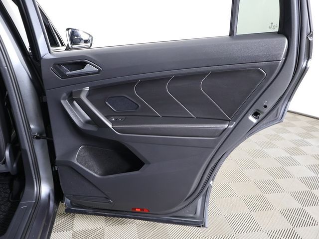 2022 Volkswagen Tiguan 2.0T SEL R-Line 4MOTION - 22987631 - 30