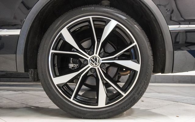 2022 Volkswagen Tiguan 2.0T SEL R-Line 4MOTION - 23006989 - 35