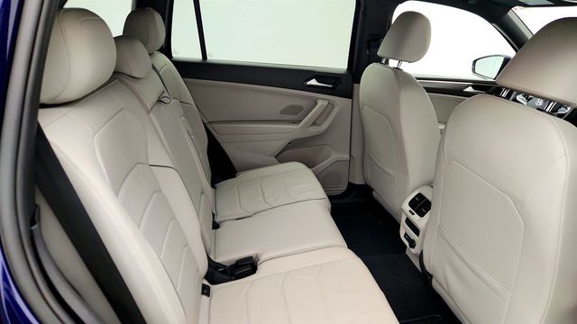 2022 Volkswagen Tiguan 2.0T SEL R-Line 4MOTION - 23019633 - 23