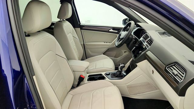 2022 Volkswagen Tiguan 2.0T SEL R-Line 4MOTION - 23019633 - 24