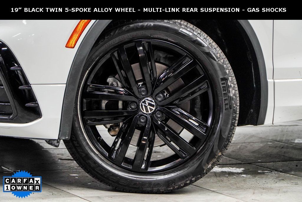 2022 Volkswagen Tiguan SE R-Line Black photo 3