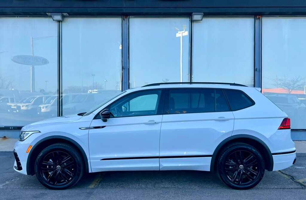 2022 Volkswagen Tiguan 2.0T SE R-Line Black 4MOTION - 23014011 - 1