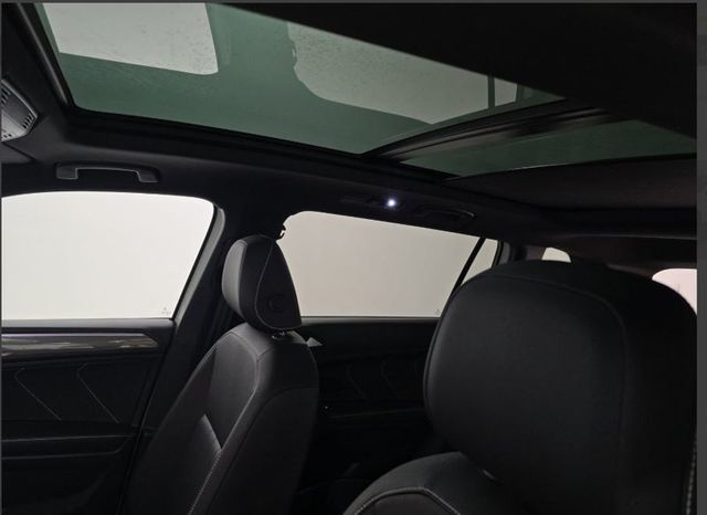 2022 Volkswagen Tiguan 2.0T SE R-Line Black 4MOTION - 23014011 - 2