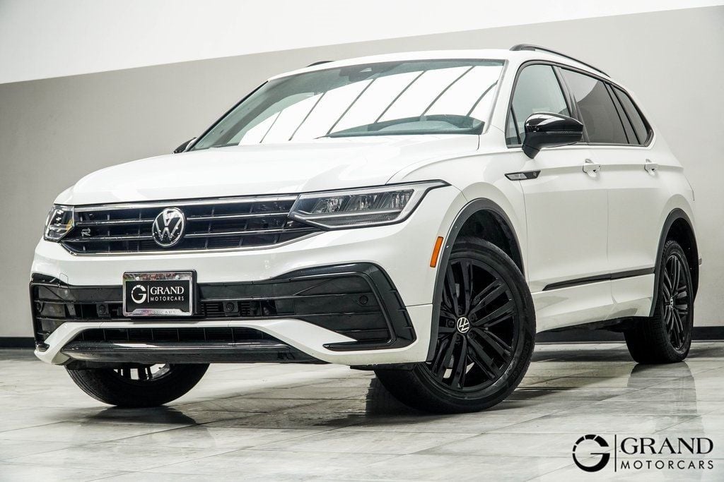 Used 2022 Volkswagen Tiguan SE R-LINE BLACK with VIN 3VV8B7AX2NM129512 for sale in Kennesaw, GA