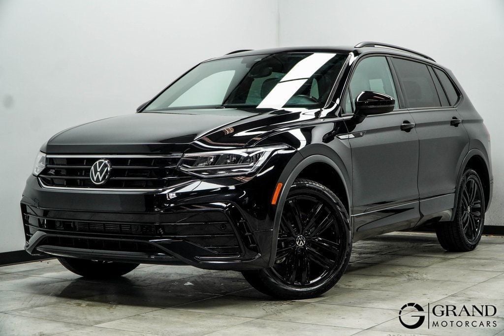 Used 2022 Volkswagen Tiguan SE R-LINE BLACK with VIN 3VV8B7AX1NM020300 for sale in Kennesaw, GA