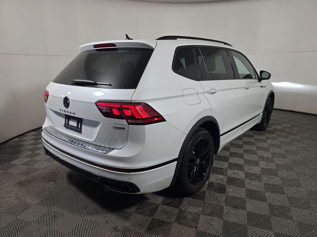2022 Volkswagen Tiguan 2.0T SE R-Line Black 4MOTION - 22969199 - 3