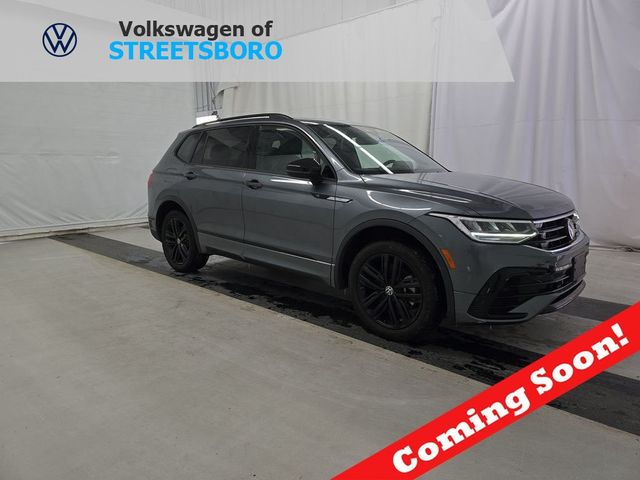 2022 Volkswagen Tiguan 2.0T SE R-Line Black 4MOTION - 22991432 - 0