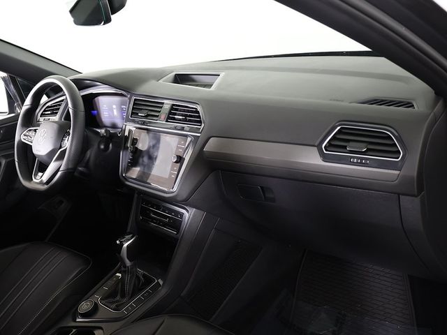 2022 Volkswagen Tiguan 2.0T SE R-Line Black 4MOTION - 22991432 - 27