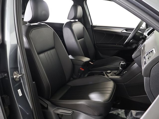 2022 Volkswagen Tiguan 2.0T SE R-Line Black 4MOTION - 22991432 - 31