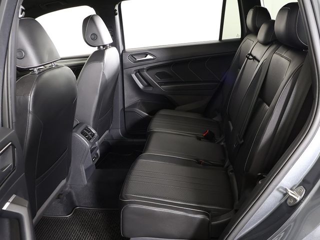 2022 Volkswagen Tiguan 2.0T SE R-Line Black 4MOTION - 22991432 - 33