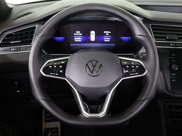 2022 Volkswagen Tiguan 2.0T SE R-Line Black 4MOTION - 22991432 - 38